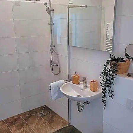 Hotel Kronprinz 2*